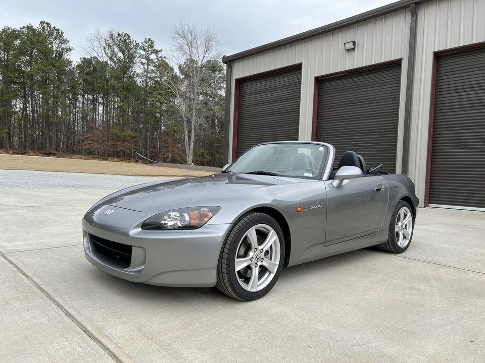 2008 Honda AP2 S2000 - Image 2 of 31