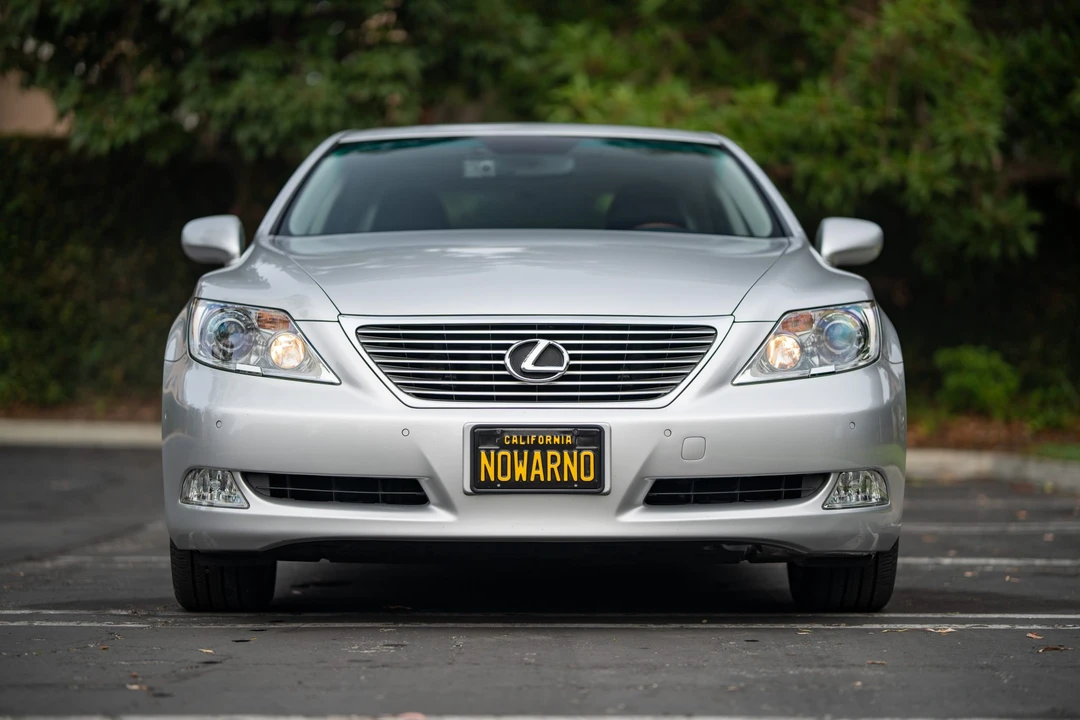 2008 Lexus LS 4th Gen - Image 3 of 31