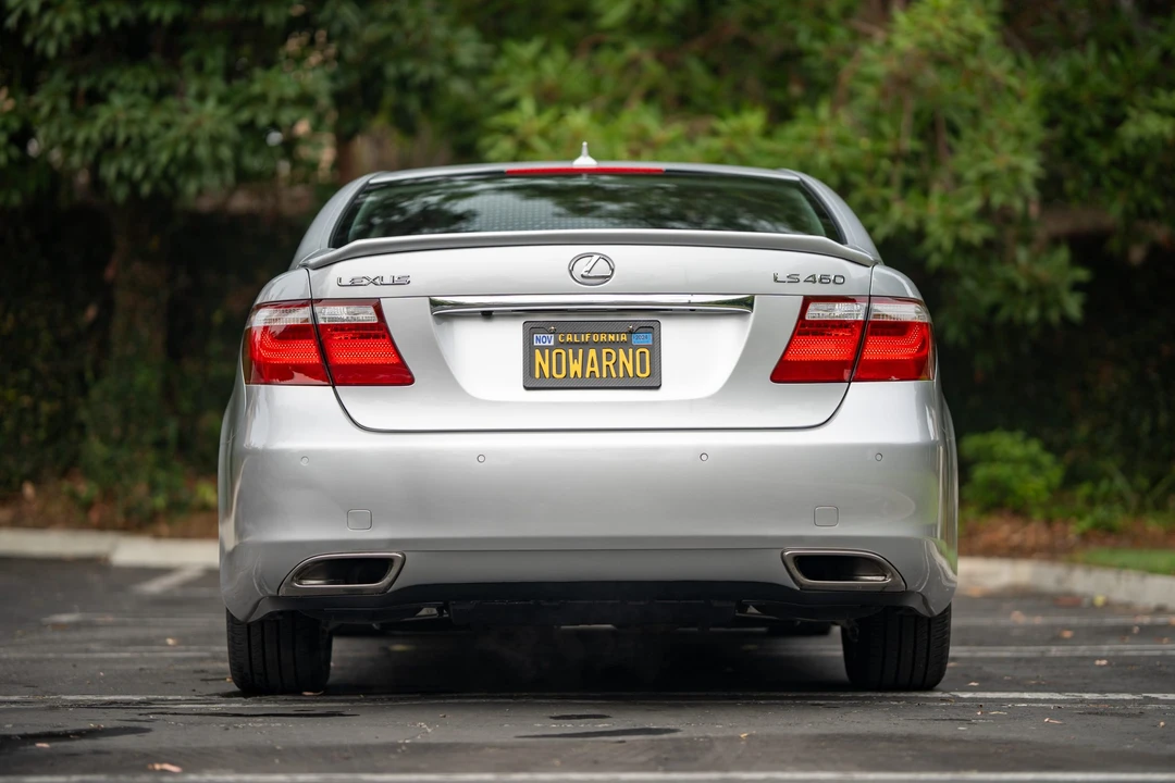 2008 Lexus LS 4th Gen - Image 14 of 31