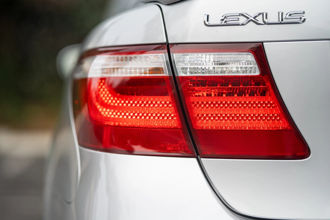 2008 Lexus LS 4th Gen - Image 20 of 31