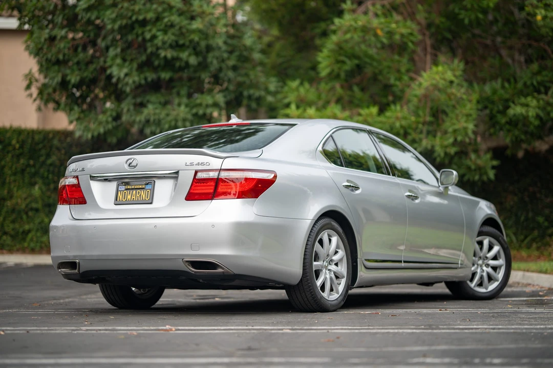 2008 Lexus LS 4th Gen - Image 6 of 31