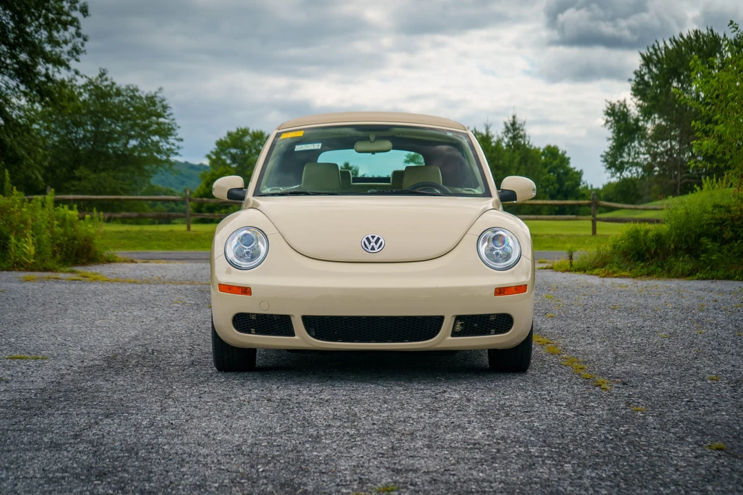 2008 Volkswagen New Beetle - Image 16 of 31