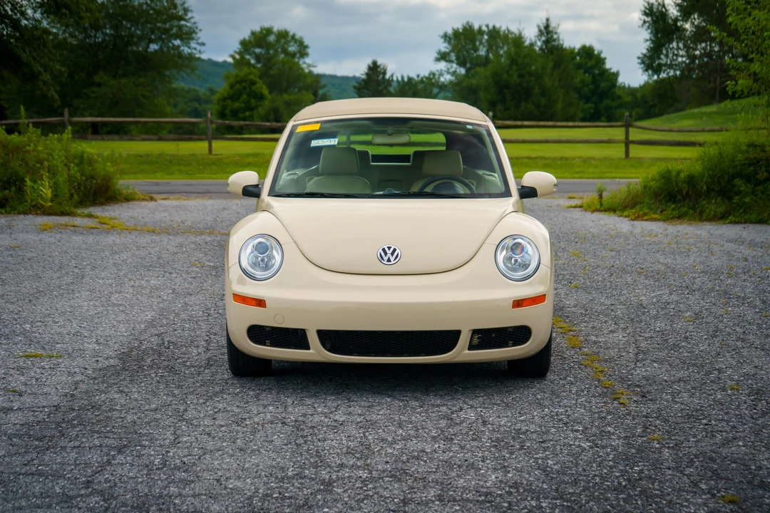 2008 Volkswagen New Beetle - Image 15 of 31