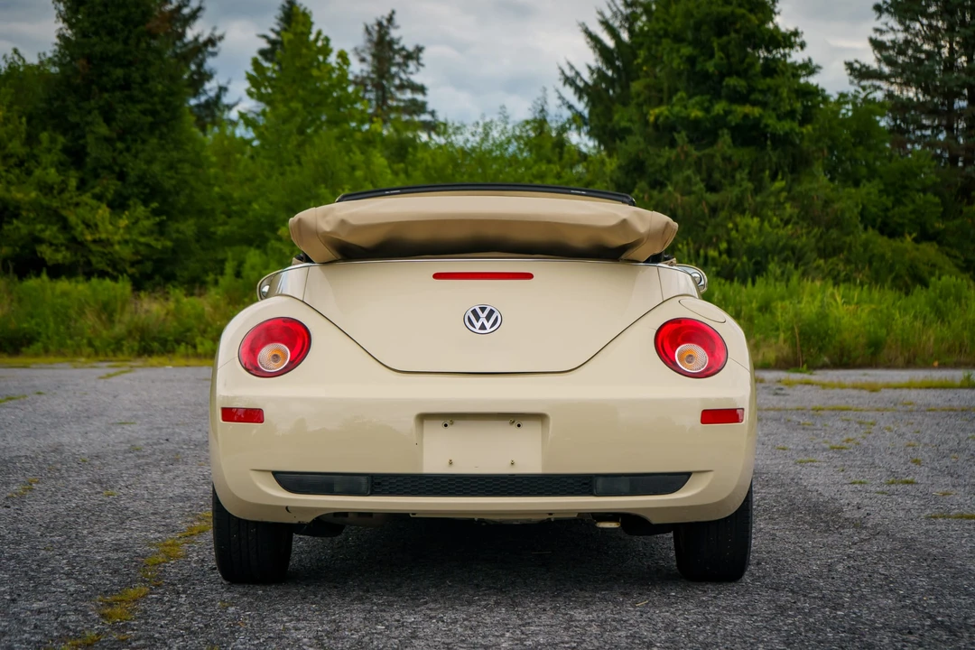 2008 Volkswagen New Beetle - Image 23 of 31