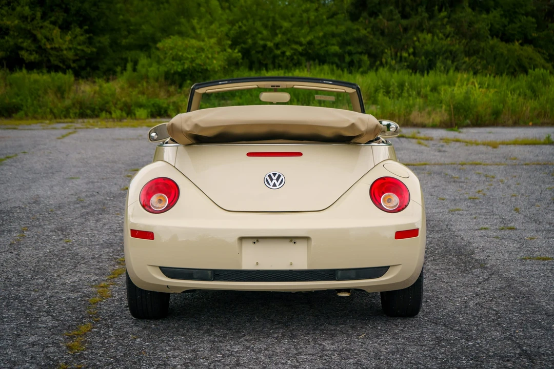 2008 Volkswagen New Beetle - Image 24 of 31