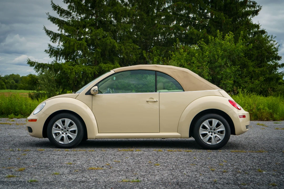 2008 Volkswagen New Beetle - Image 4 of 31