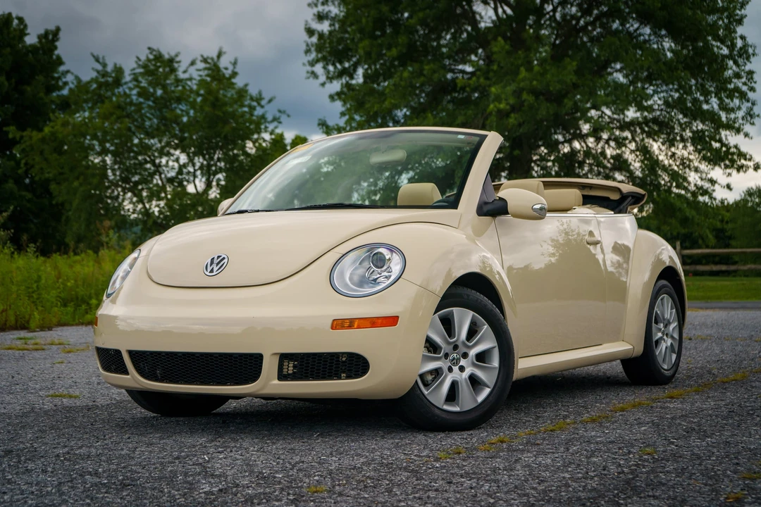 2008 Volkswagen New Beetle - Image 17 of 31