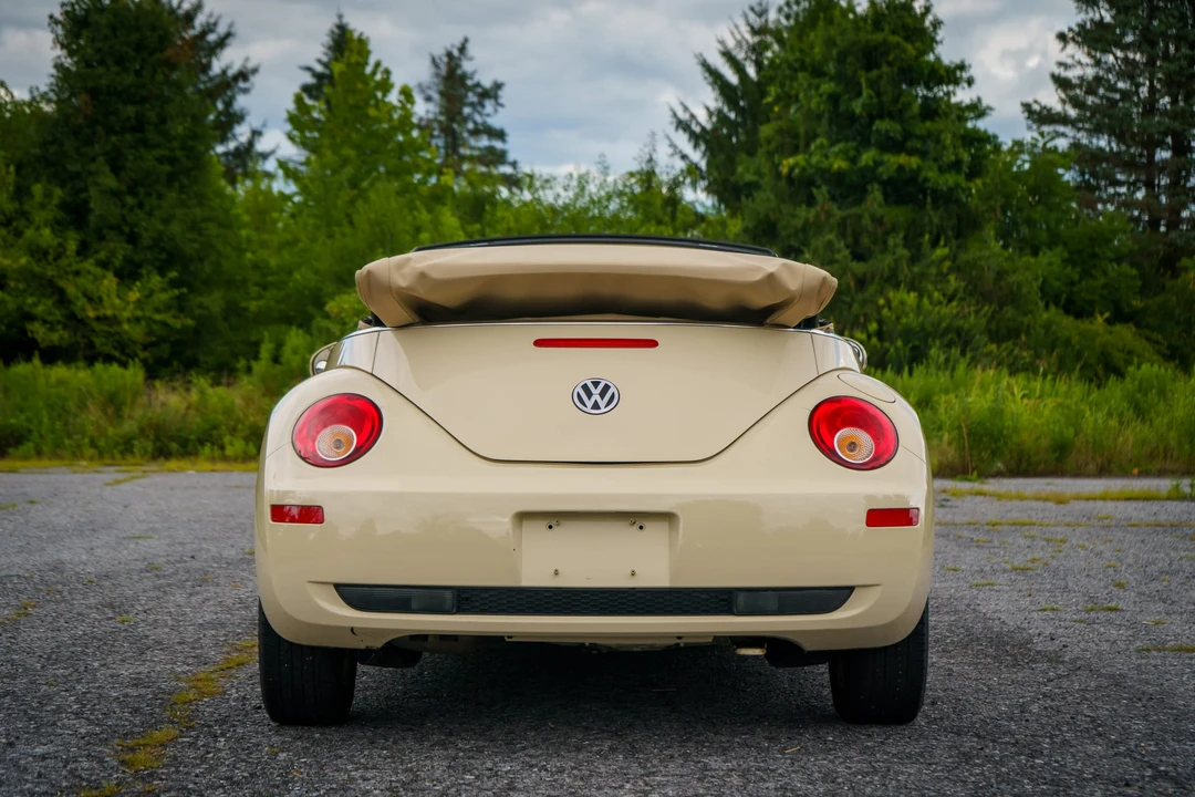 2008 Volkswagen New Beetle - Image 25 of 31