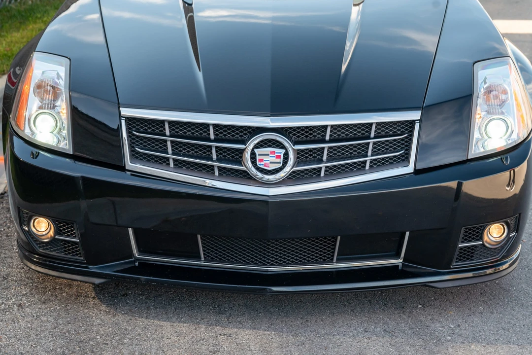 2009 Cadillac XLR - Image 18 of 31
