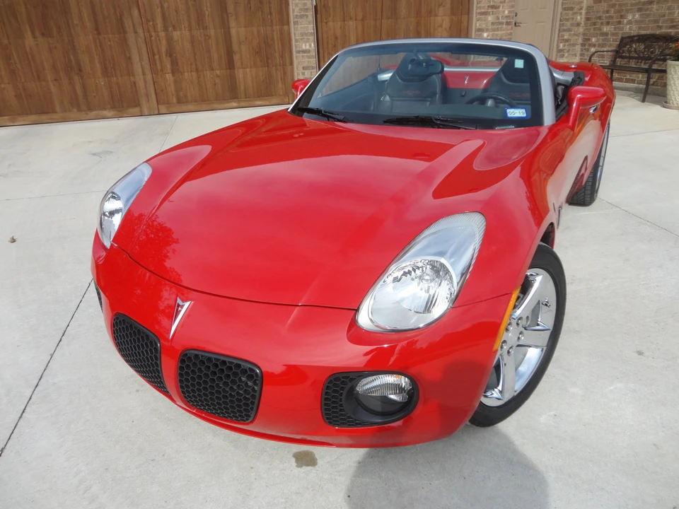 2009 Pontiac Solstice GXP - Image 14 of 31