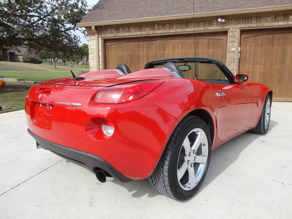 2009 Pontiac Solstice GXP - Image 12 of 31