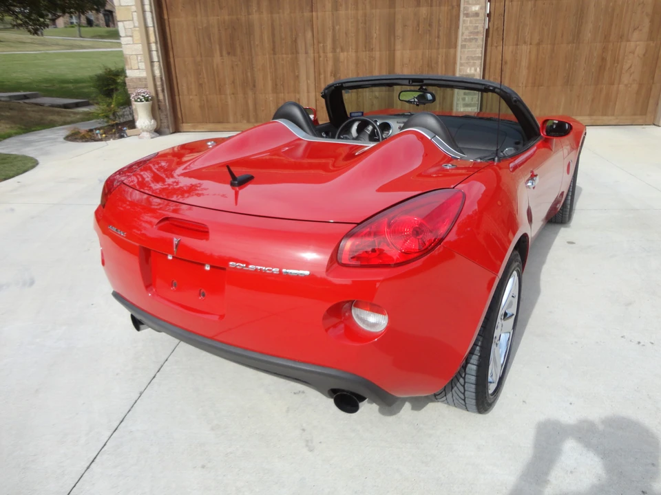 2009 Pontiac Solstice GXP - Image 11 of 31