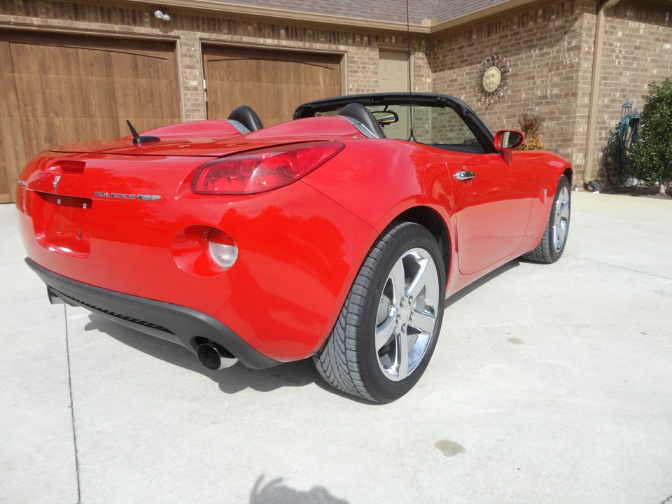 2009 Pontiac Solstice GXP - Image 16 of 31