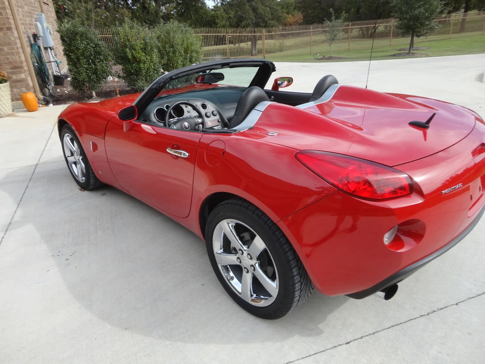 2009 Pontiac Solstice GXP - Image 19 of 31
