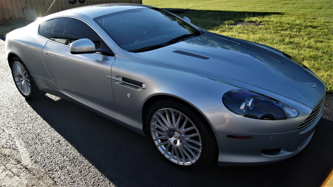 2010 Aston Martin DB9 - Image 22 of 31