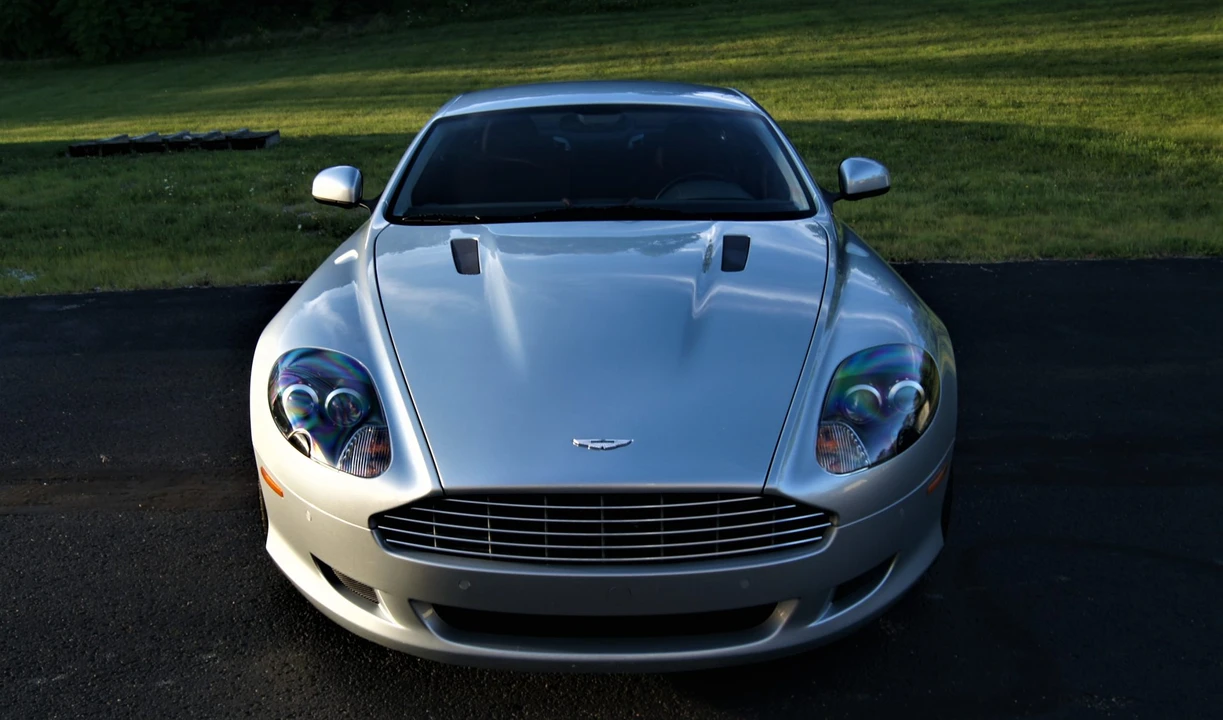 2010 Aston Martin DB9 - Image 12 of 31