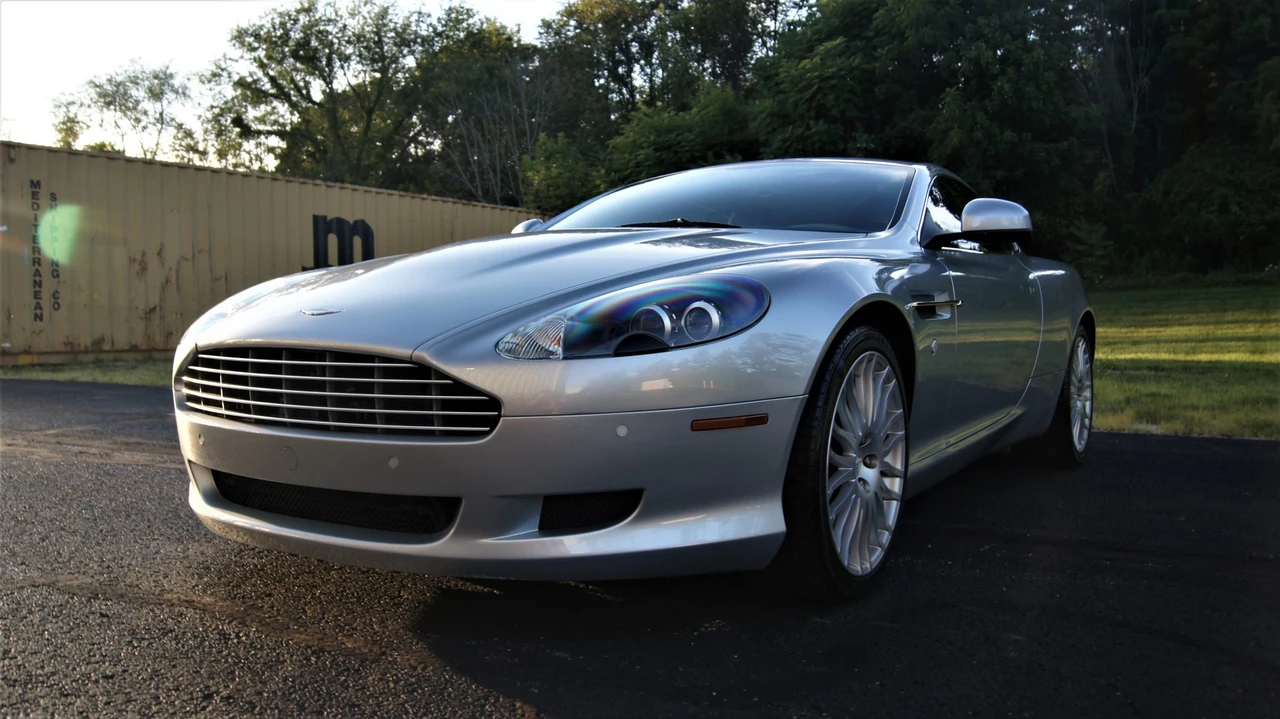 2010 Aston Martin DB9 - Image 10 of 31