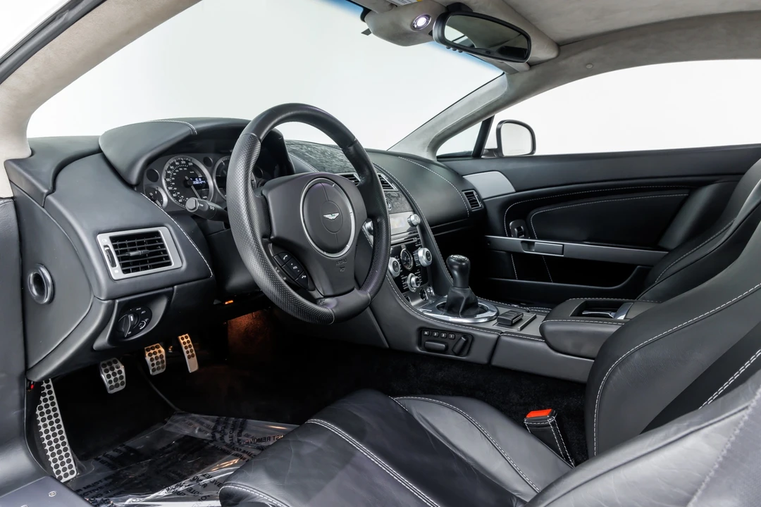 2010 Aston Martin V8 Vantage (2006-2017) - Image 27 of 31