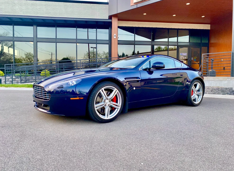 2010 Aston Martin V8 Vantage (2006-2017) - Image 6 of 31