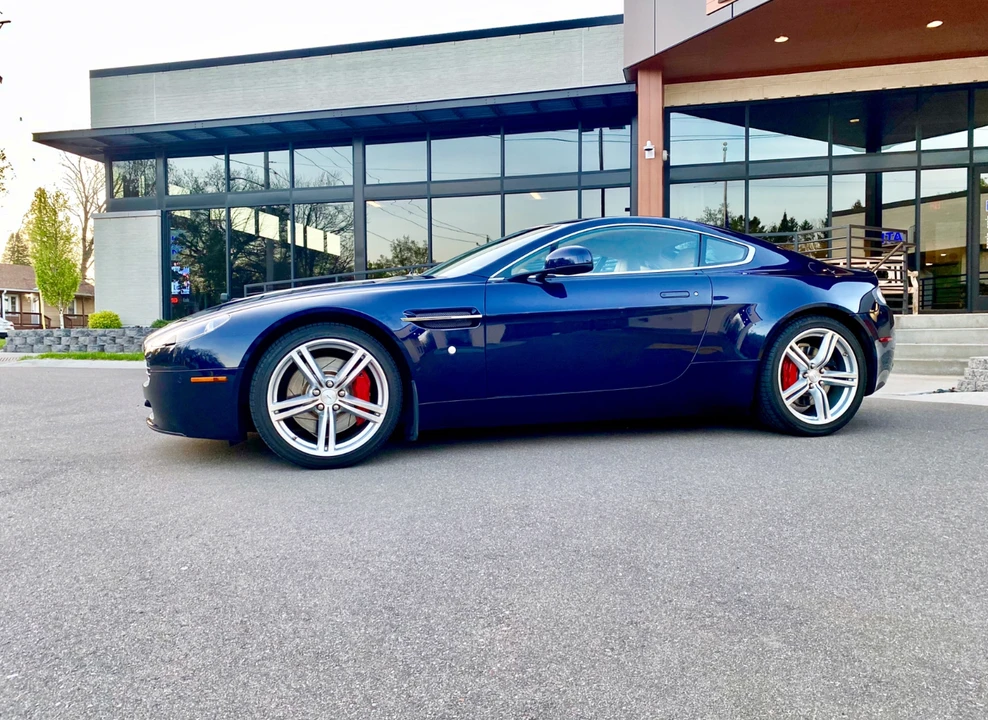 2010 Aston Martin V8 Vantage (2006-2017) - Image 3 of 31
