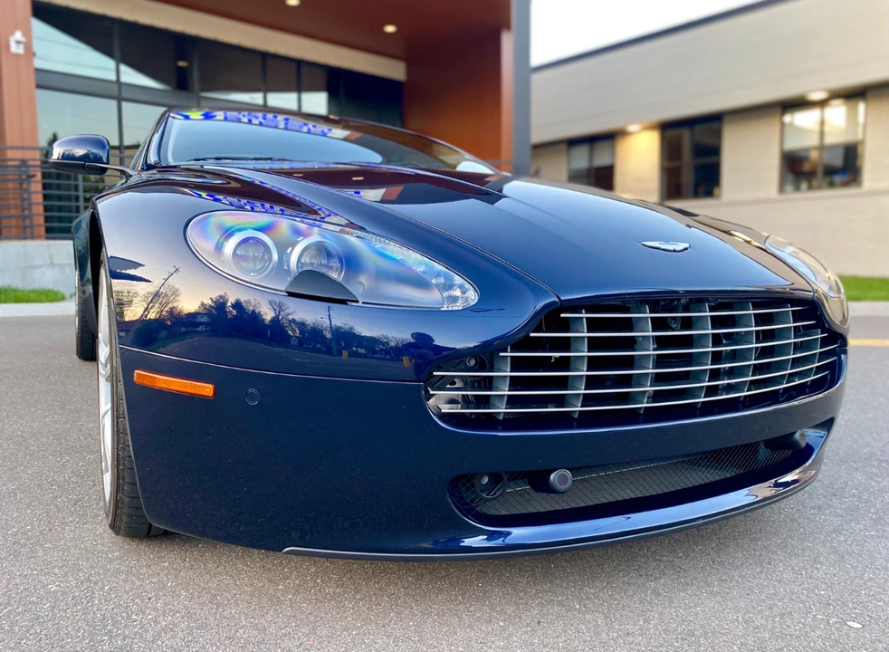 2010 Aston Martin V8 Vantage (2006-2017) - Image 10 of 31