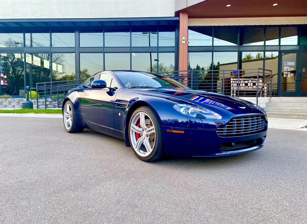 2010 Aston Martin V8 Vantage (2006-2017) - Image 13 of 31