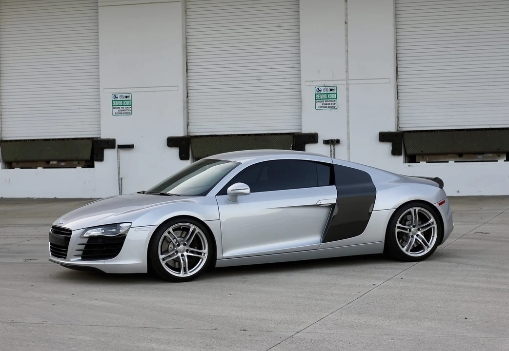 2010 Audi 42 R8 - Image 17 of 31