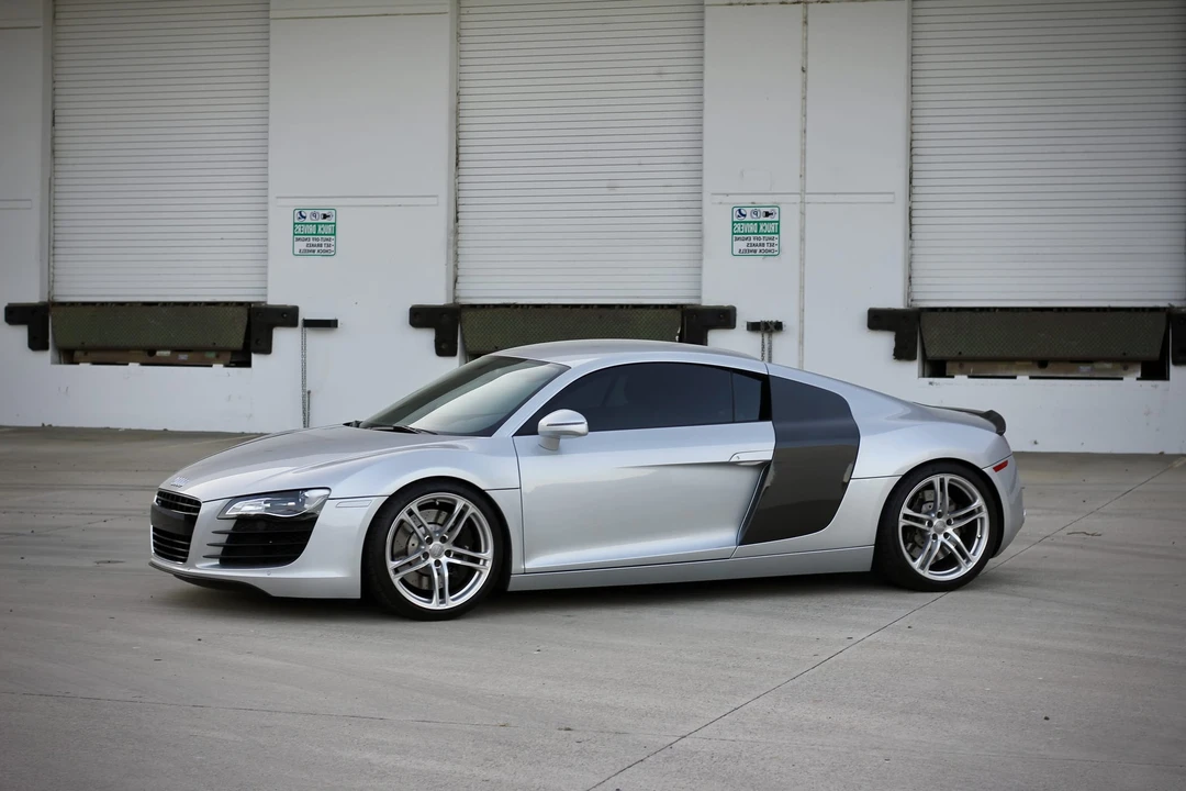 2010 Audi 42 R8 - Image 16 of 31
