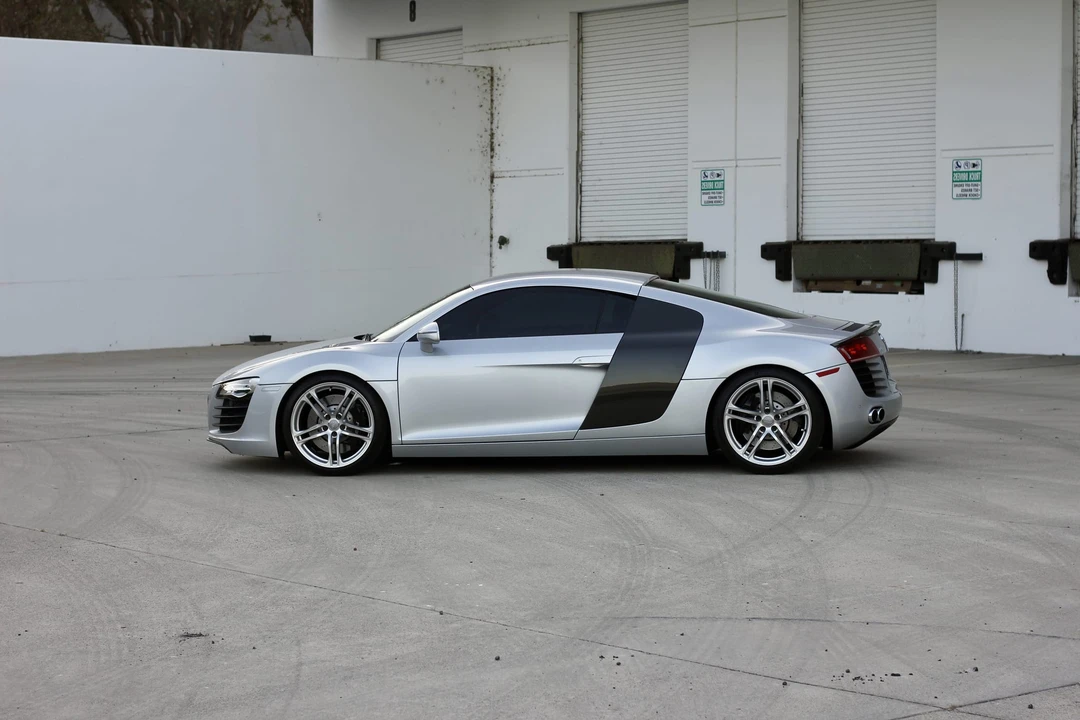 2010 Audi 42 R8 - Image 27 of 31