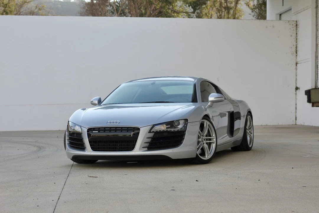 2010 Audi 42 R8 - Image 11 of 31