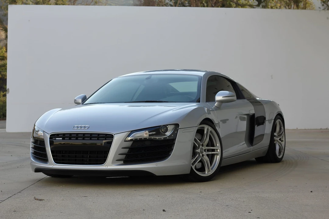 2010 Audi 42 R8 - Image 12 of 31
