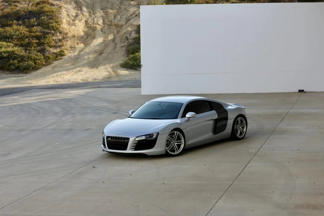 2010 Audi 42 R8 - Image 13 of 31