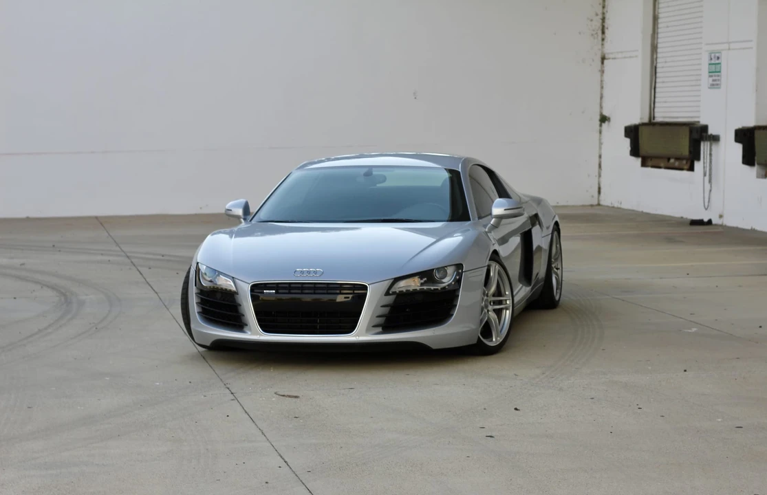 2010 Audi 42 R8 - Image 10 of 31