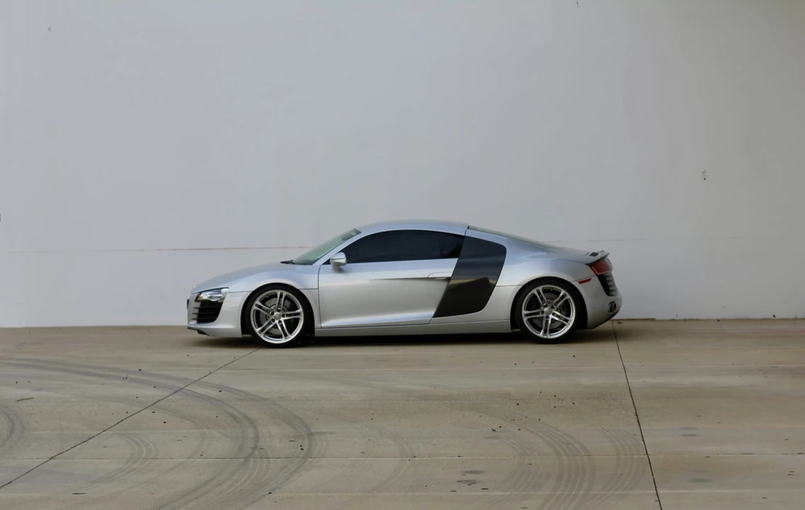 2010 Audi 42 R8 - Image 24 of 31