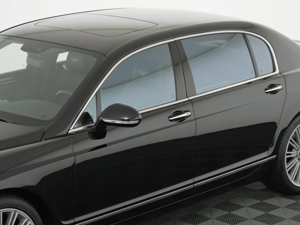 2010 Bentley Continental Flying Spur - Image 20 of 31