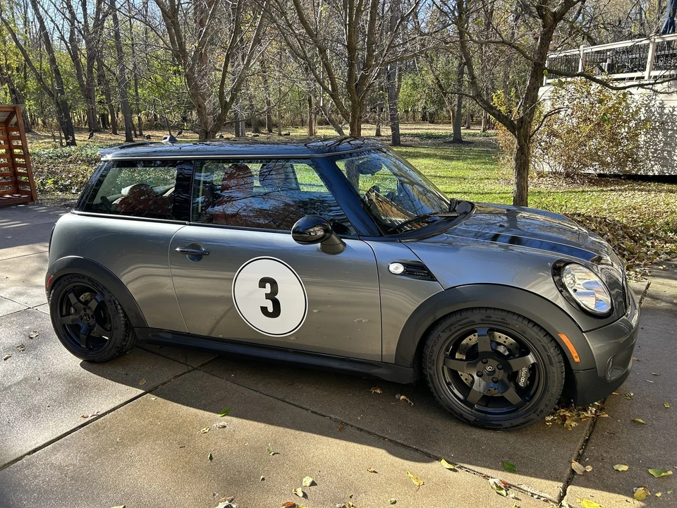 2010 Mini Mini 2nd Gen - Image 16 of 31