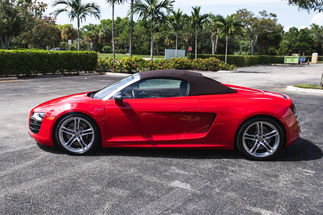 2011 Audi 42 R8 - Image 19 of 31