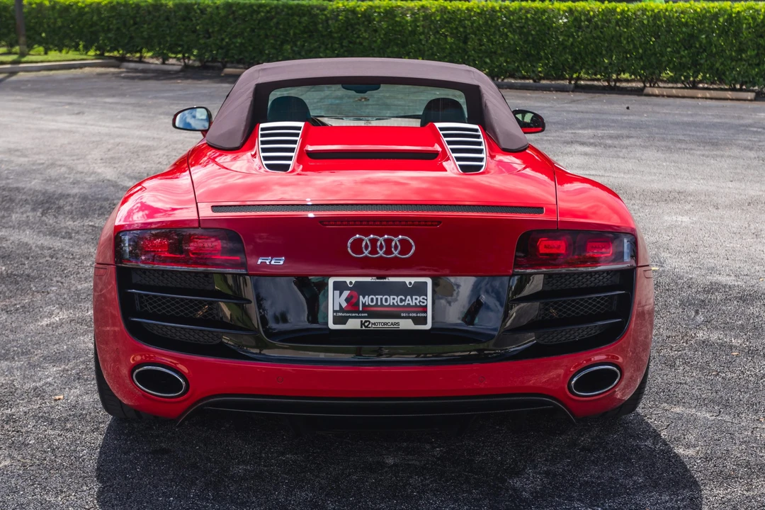 2011 Audi 42 R8 - Image 21 of 31