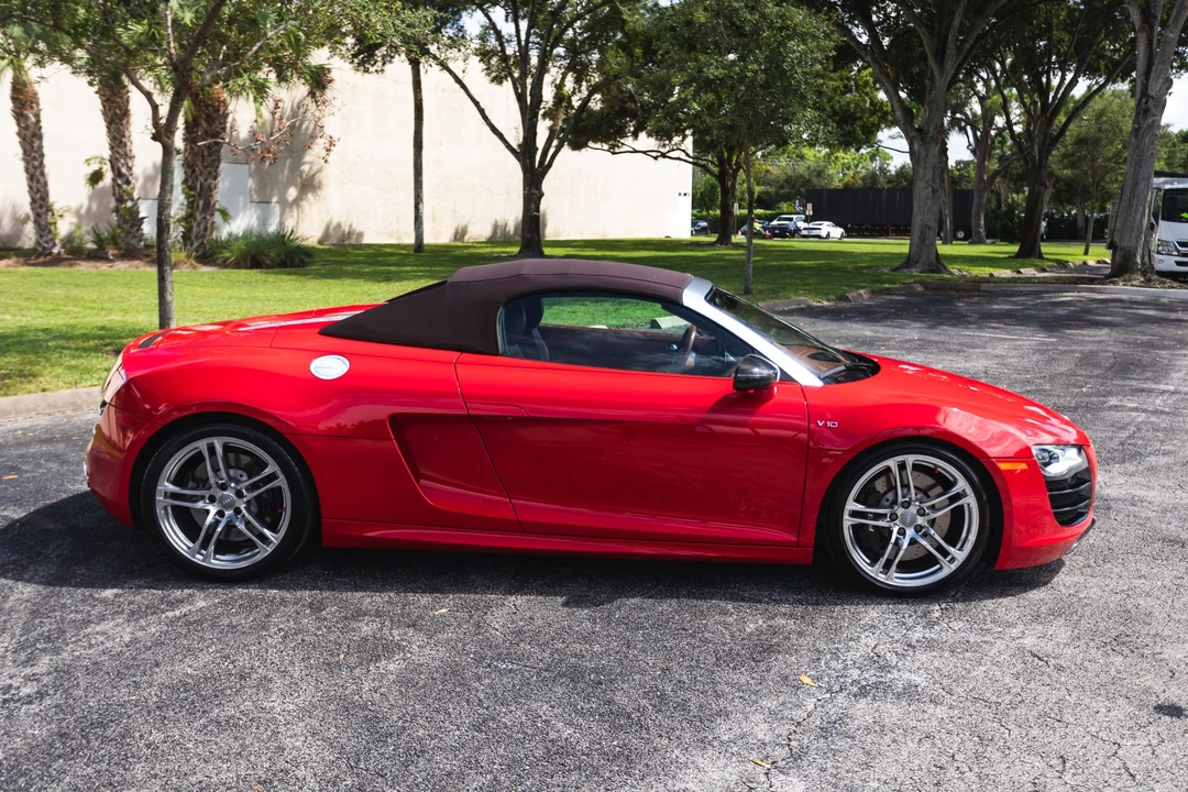 2011 Audi 42 R8 - Image 23 of 31