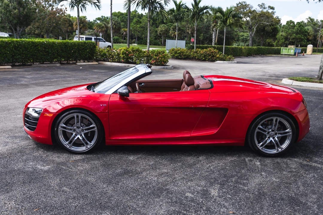 2011 Audi 42 R8 - Image 7 of 31