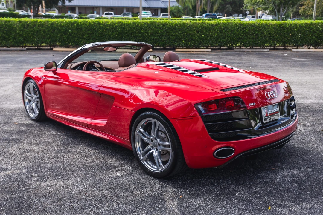 2011 Audi 42 R8 - Image 8 of 31