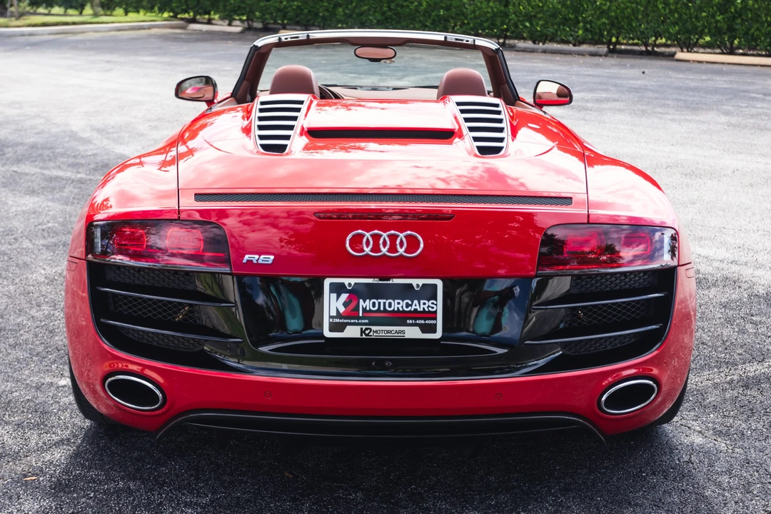 2011 Audi 42 R8 - Image 10 of 31