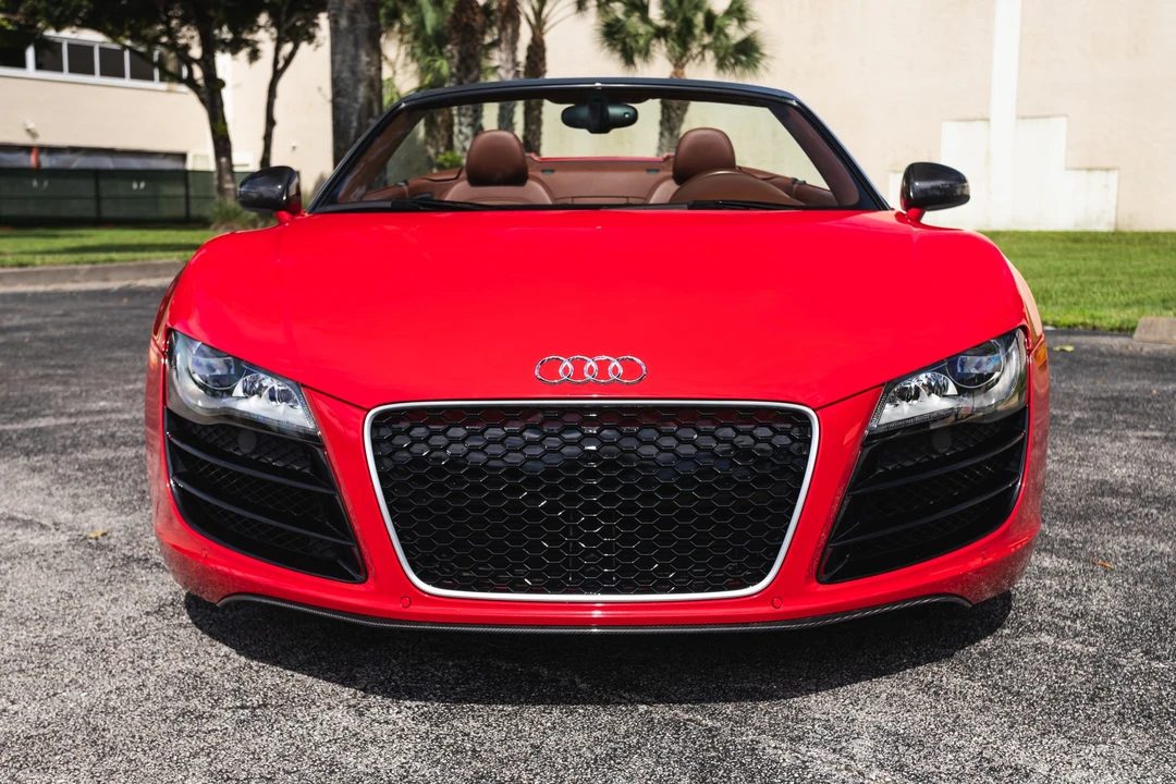 2011 Audi 42 R8 - Image 3 of 31
