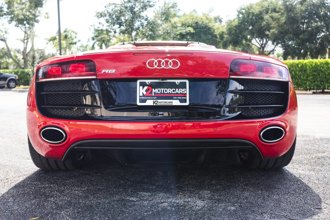 2011 Audi 42 R8 - Image 11 of 31