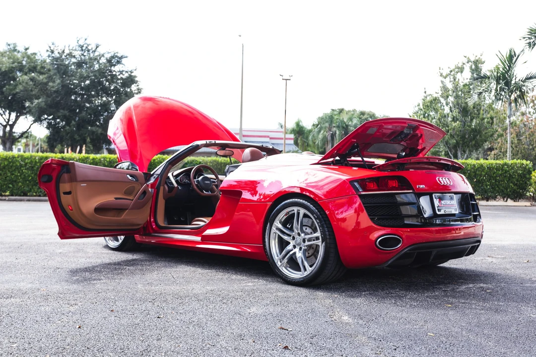 2011 Audi 42 R8 - Image 9 of 31