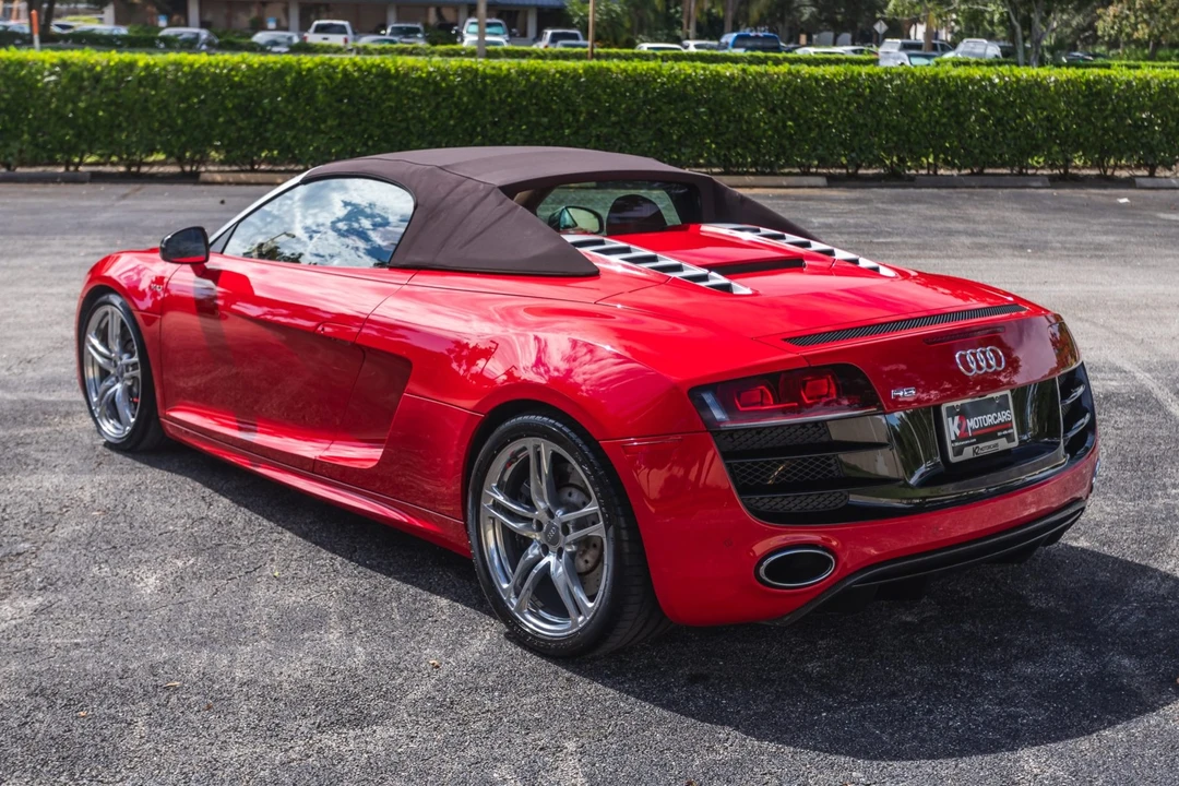 2011 Audi 42 R8 - Image 20 of 31