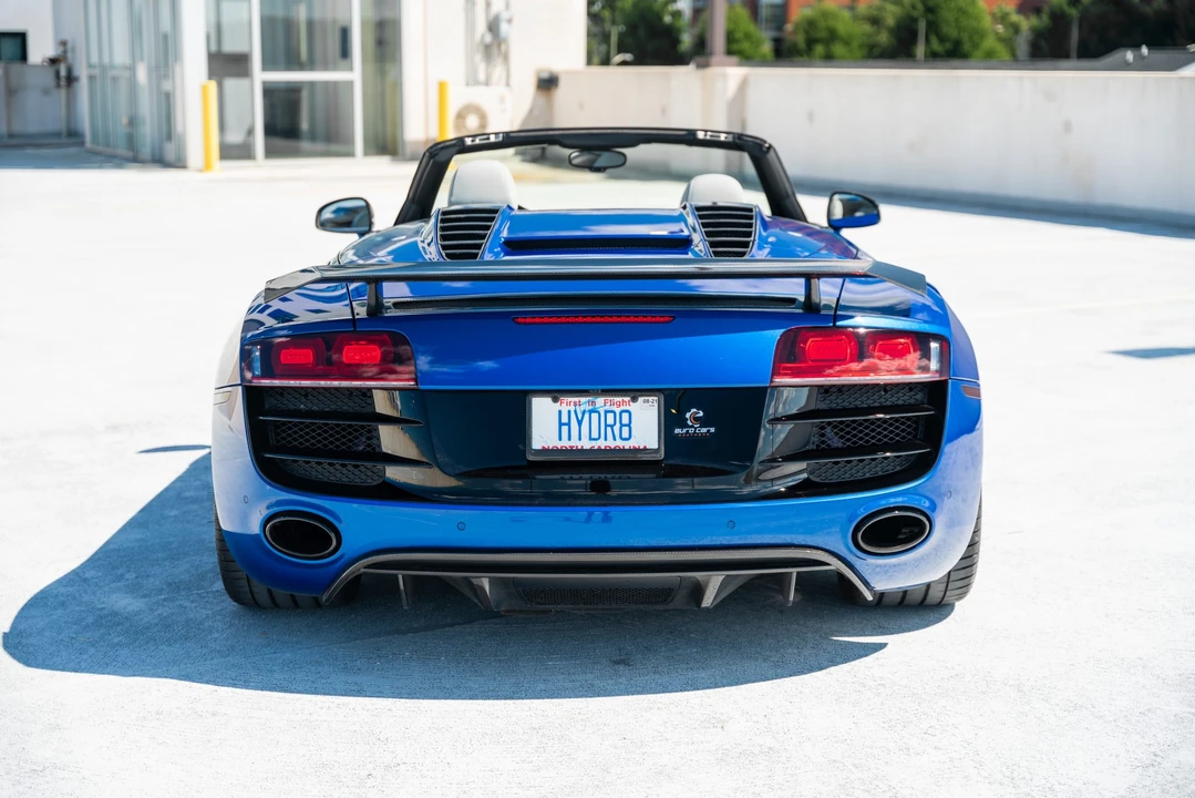 2011 Audi 42 R8 - Image 6 of 31