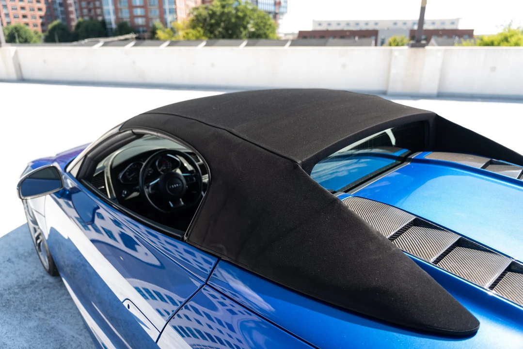 2011 Audi 42 R8 - Image 10 of 31