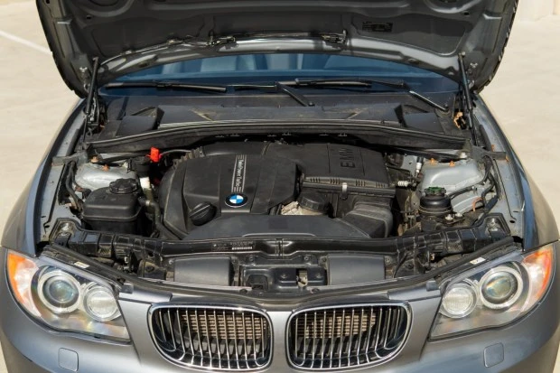 2011 BMW E82 135i & 135is - Image 6 of 7