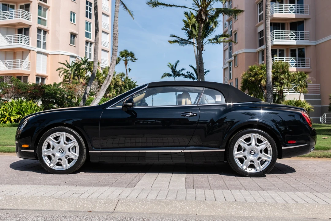 2011 Bentley Continental GTC - Image 9 of 31